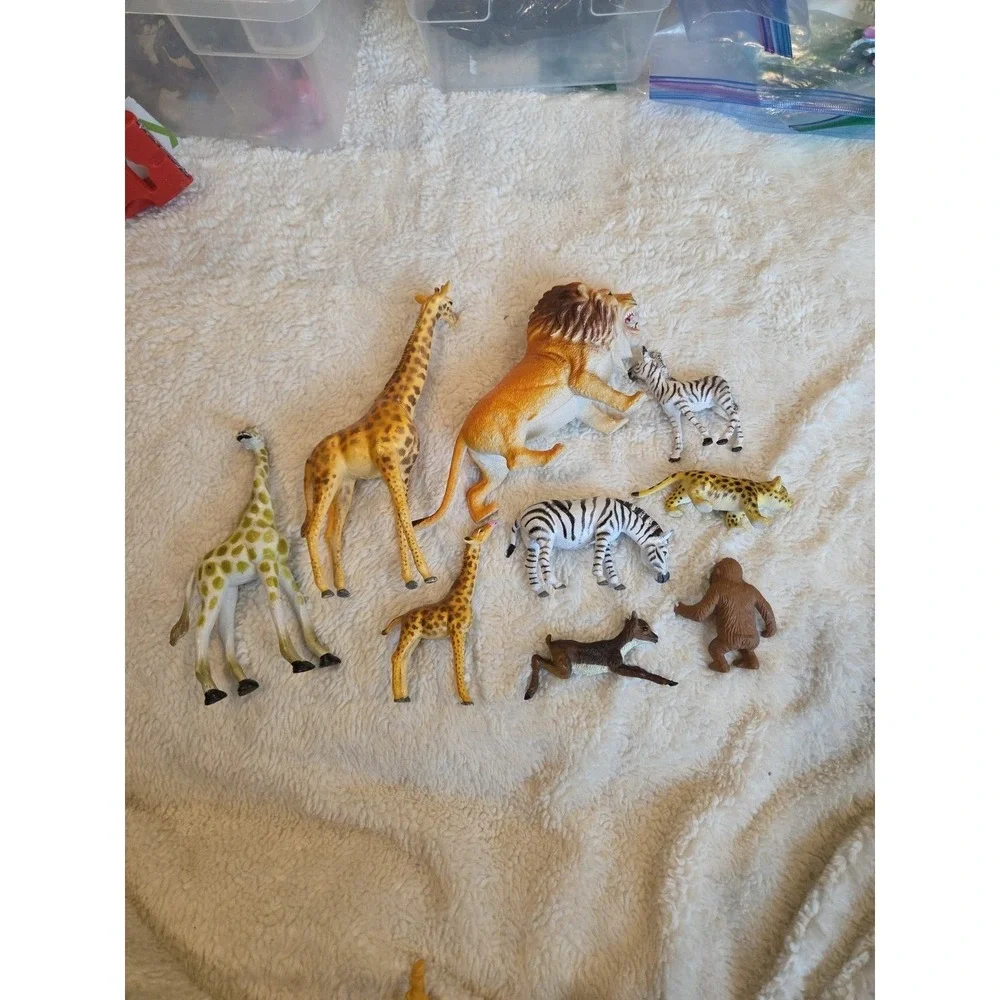 Safari Wild Anilmal Toys Lot 0f‎ 9 Sz.4